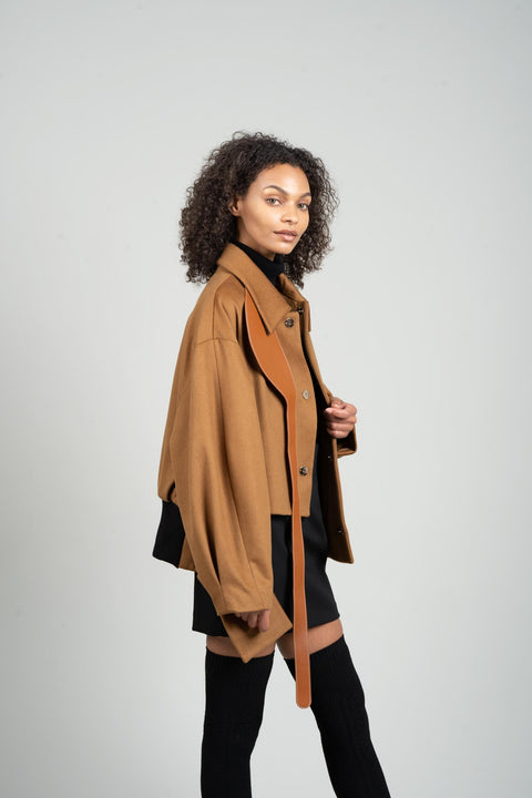 GV-cut Vegan Leather Detailed Jacket Tan