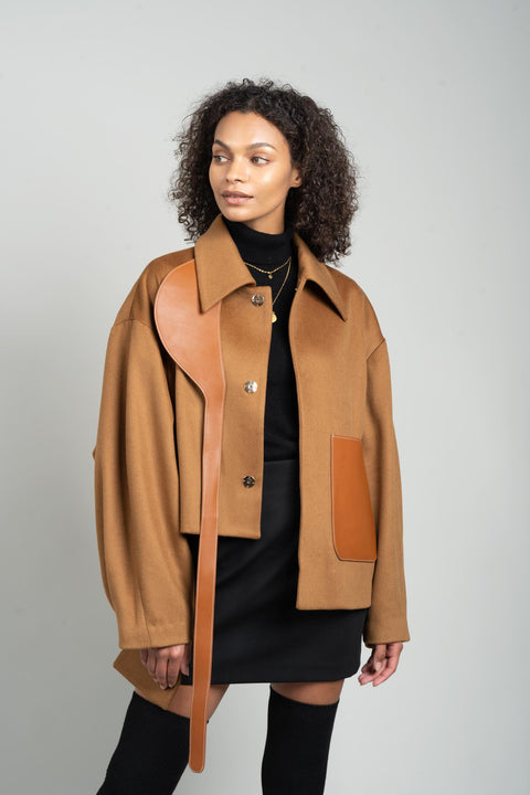GV-cut Vegan Leather Detailed Jacket Tan