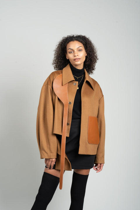 GV-cut Vegan Leather Detailed Jacket Tan