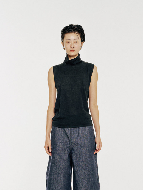 LT25079 Funnel-Neck Wool Tank Top