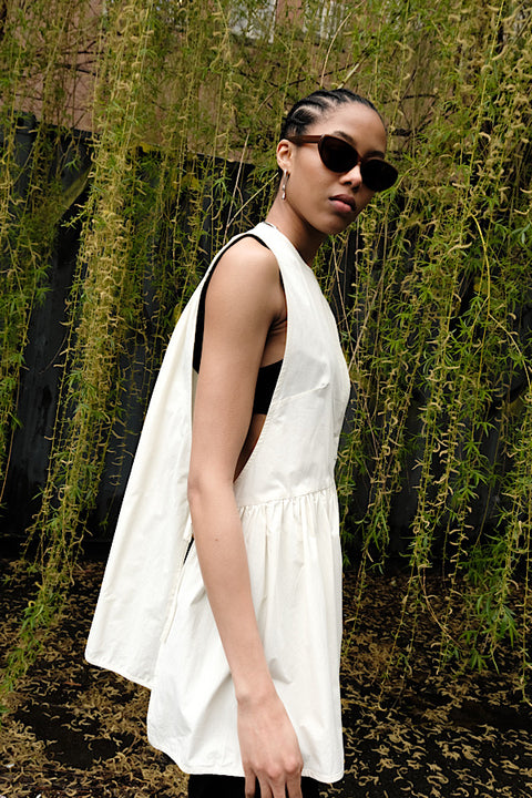 CZ25017  White Sleeveless Shirt