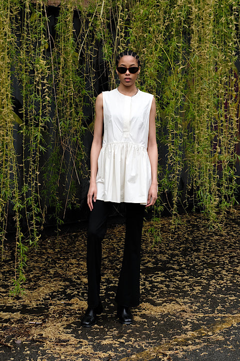 CZ25017  White Sleeveless Shirt
